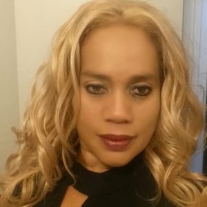 Meet your Posher, Christine